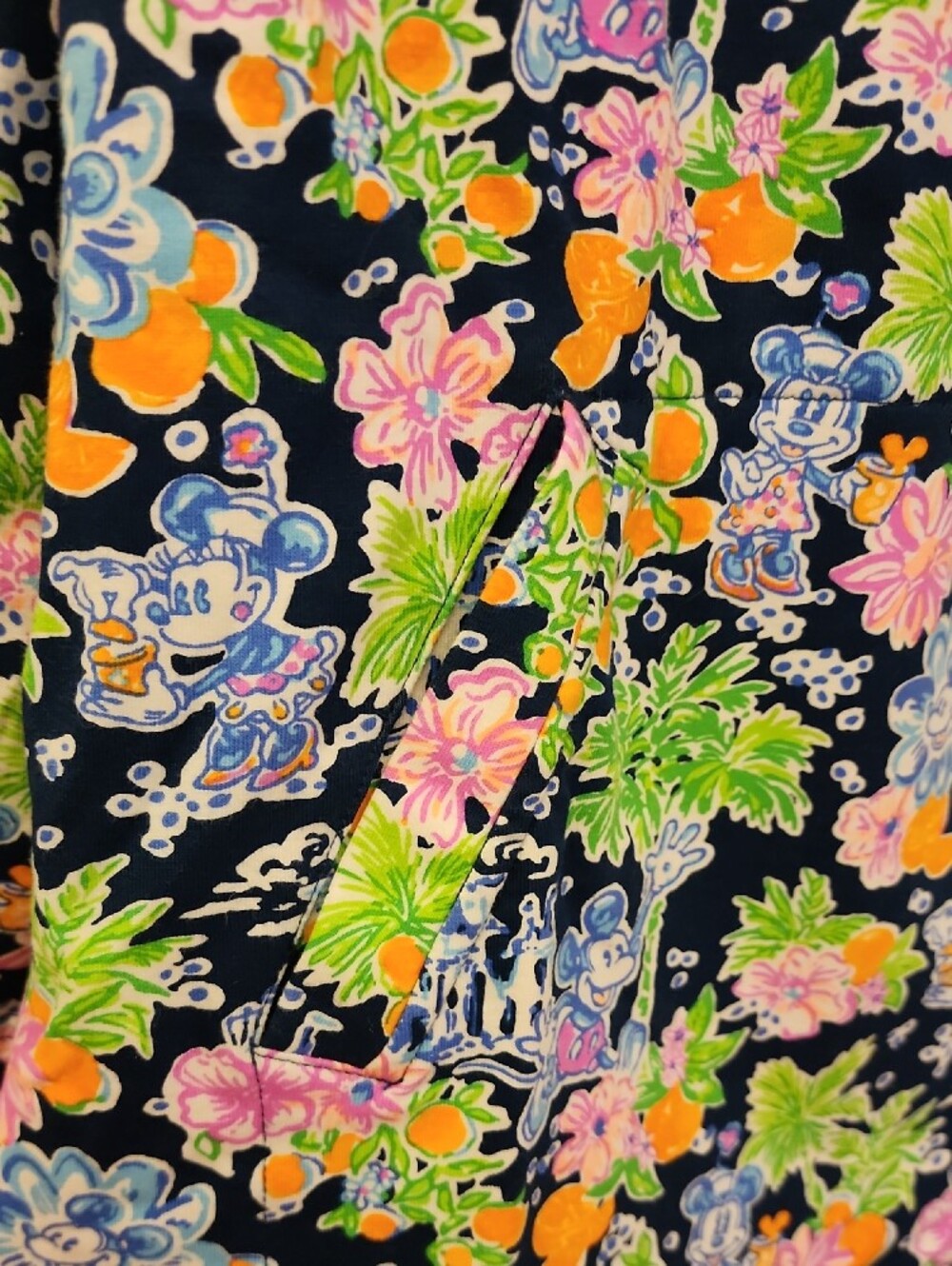 Disney x Lilly Pulitzer Mickey & Minnie Aegean Navy Leona Zip-Up Jacket - Picture 4 of 5